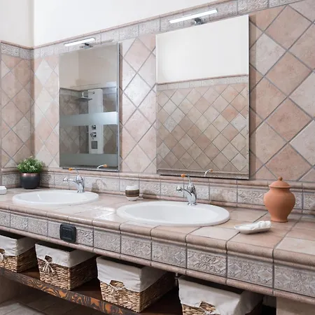 Casa Ruby * Мистербьянко
